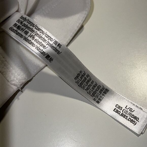 Victoria Sport White Athleisure Sports Bra Size L - Picture 8 of 10